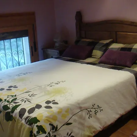 Guest house La Serreta *